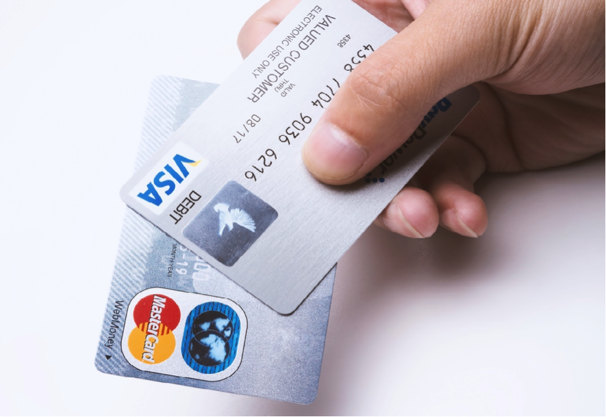 4 thẻ tín dụng tốt nhất ở Nhật Bản cho người nước ngoài 2024