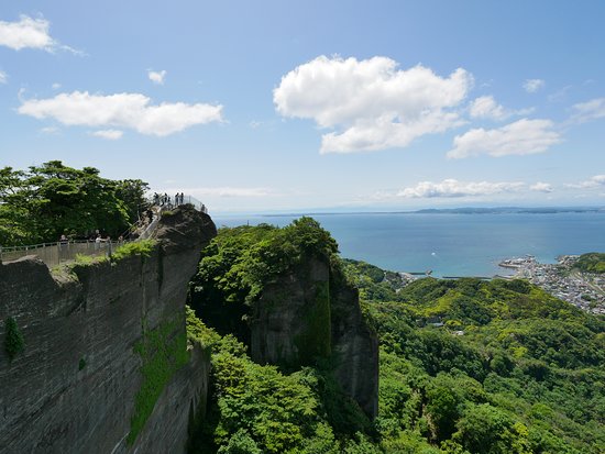 Erkunden Sie Mt Nokogiriyama von Ferry & Ropway Japan.
