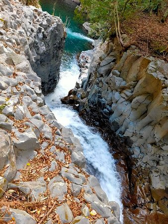 Going up Kawazu Nanadaru Seven Waterfalls Japan 2024 4