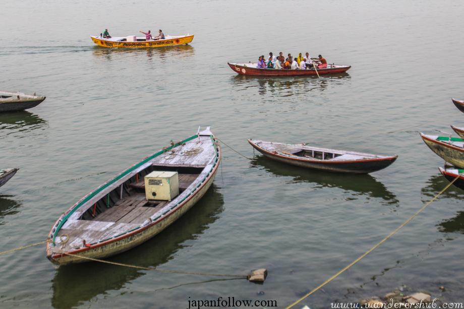 Why you should do a Varanasi boat ride 3