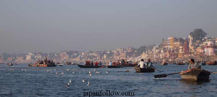 Why you should do a Varanasi boat ride 5