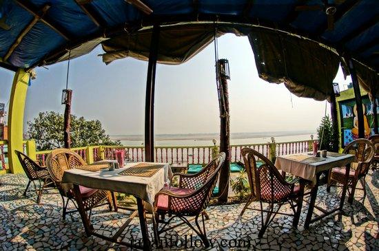 Lotus Lounge: The Best Restaurant in Varanasi 2